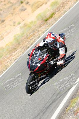 media/Oct-14-2023-TrackXperience (Sat) [[0517685739]]/Level 1/session 3 turn 2/